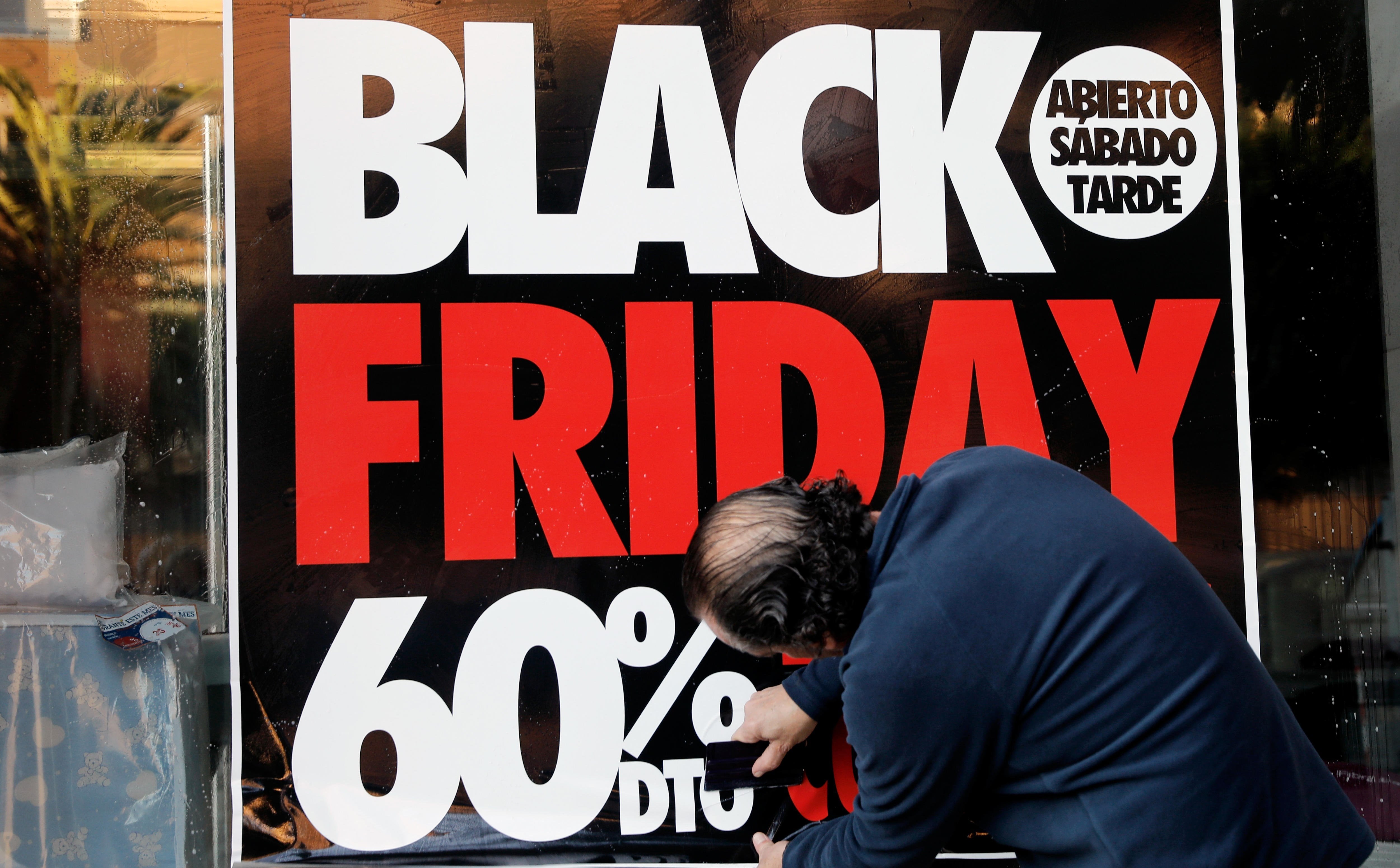La Brújula de la Economía: El Black Friday da el pistoletazo de salida a las compras navideñas La Brújula de la Economía: El Black Friday da el pistoletazo de salida a las compras navideñas