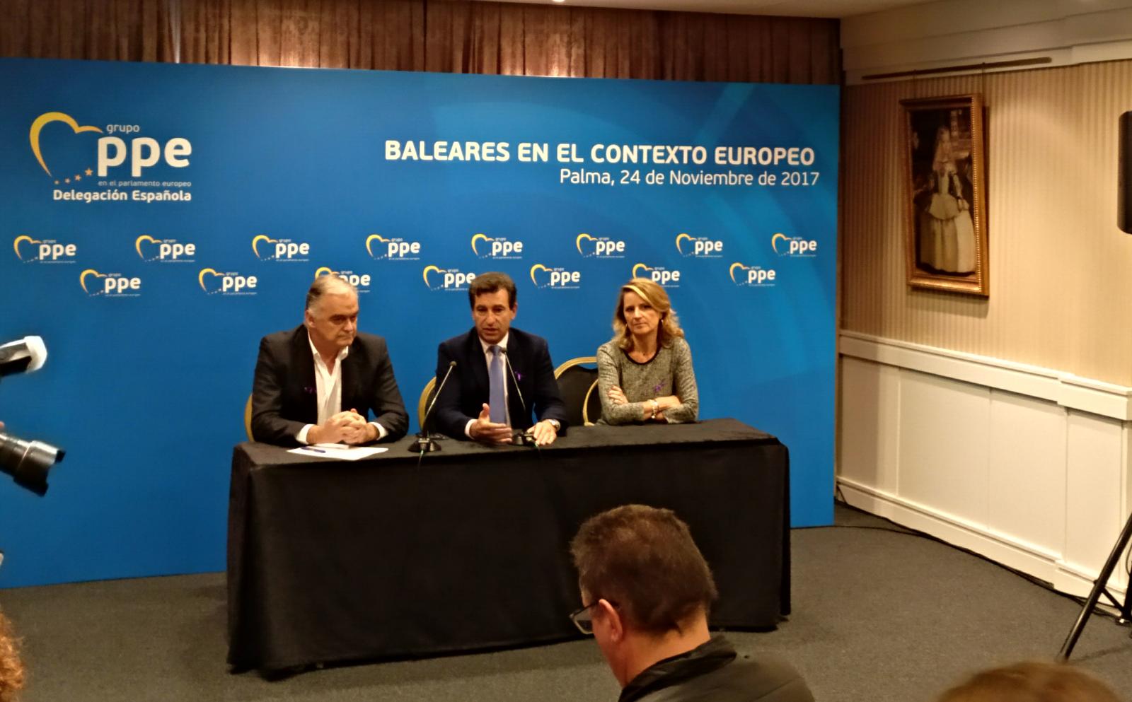 González Pons pide responsabilidad a los presidentes de las CCAA para pactar financiación González Pons pide responsabilidad a los presidentes de las CCAA para pactar financiación