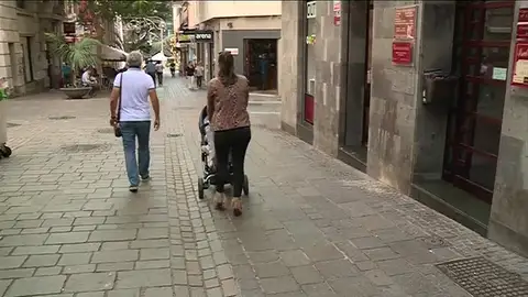 Cáritas avisa de un nuevo fenómeno de pobreza juvenil, los 'sinkies' Cáritas avisa de un nuevo fenómeno de pobreza juvenil, los 'sinkies'