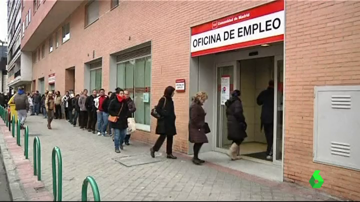 La cifra de desempleo baja en Andalucía tras registrar 8.780 desempleados menos en junio La cifra de desempleo baja en Andalucía tras registrar 8.780 desempleados menos en junio