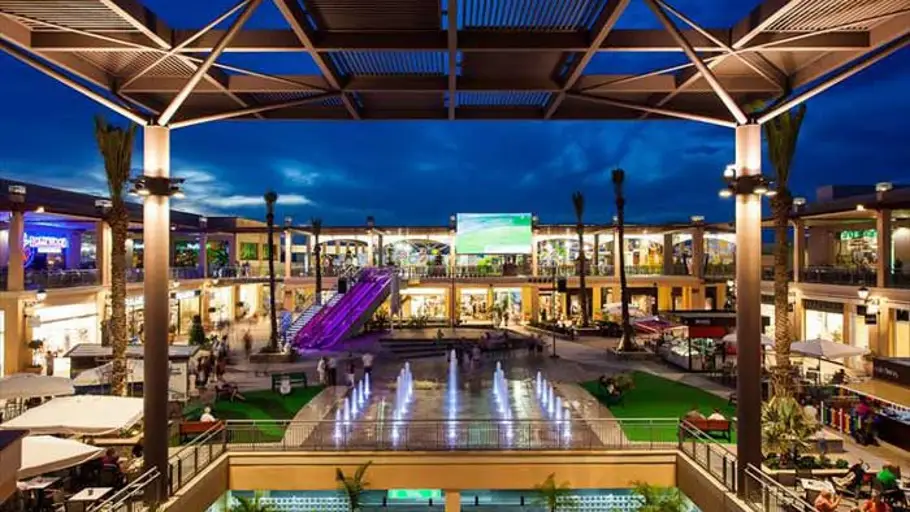 ZENIA BOULEVARD ZENIA BOULEVARD