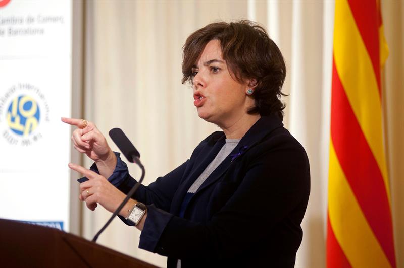 Sáenz de Santamaría cree que la aplicación del 155 ha sido una "muestra de respeto a los catalanes" Sáenz de Santamaría cree que la aplicación del 155 ha sido una "muestra de respeto a los catalanes"