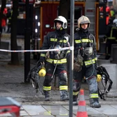 Bomberos en un incendio en Granada Bomberos en un incendio en Granada