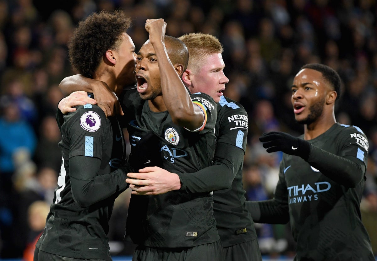 Sterling da al Manchester City una sufrida victoria contra el recién ascendido Huddersfield Sterling da al Manchester City una sufrida victoria contra el recién ascendido Huddersfield