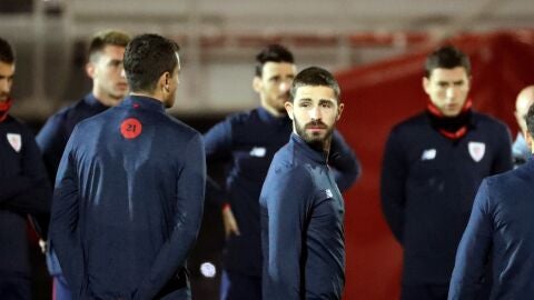 Yeray &Aacute;lvarez, en un entrenamiento del Athletic