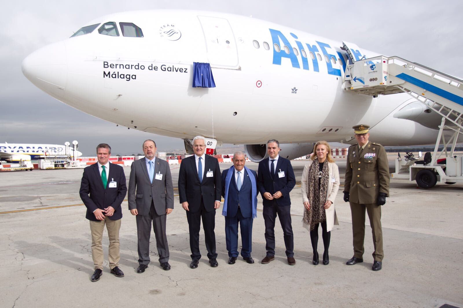 Air Europa bautiza uno de sus Airbus 330 con el nombre de Bernardo de Gálvez Air Europa bautiza uno de sus Airbus 330 con el nombre de Bernardo de Gálvez
