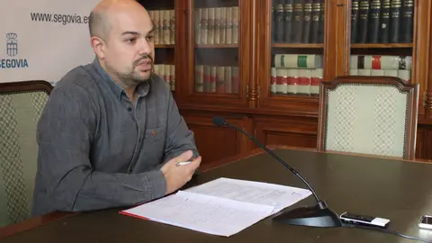 Ángel Galindo, portavoz de IU en el Ayuntamiento de Segovia Ángel Galindo, portavoz de IU en el Ayuntamiento de Segovia