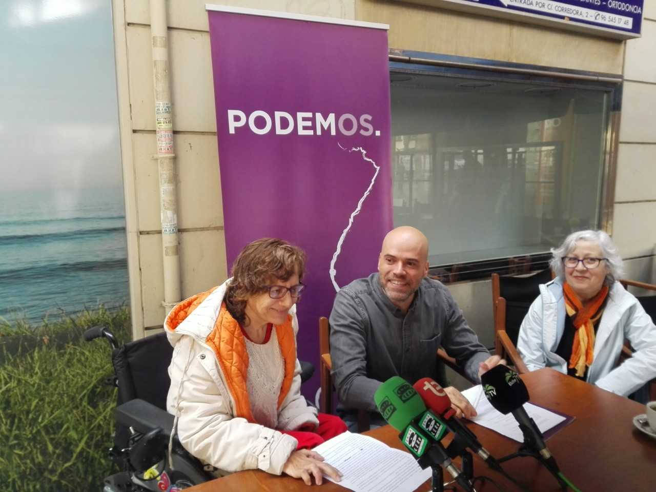 Podemos carga contra el tripartito por la falta de accesibilidad en edificios y servicios públicos Podemos carga contra el tripartito por la falta de accesibilidad en edificios y servicios públicos