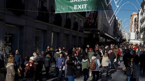 Aspecto que presentaba esta ma&ntilde;ana la calle Preciados de Madrid 