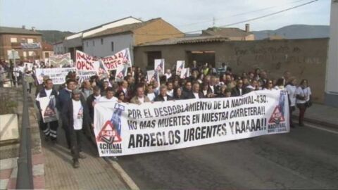 Manifestaci&oacute;n de los municipios de la Nacional-430