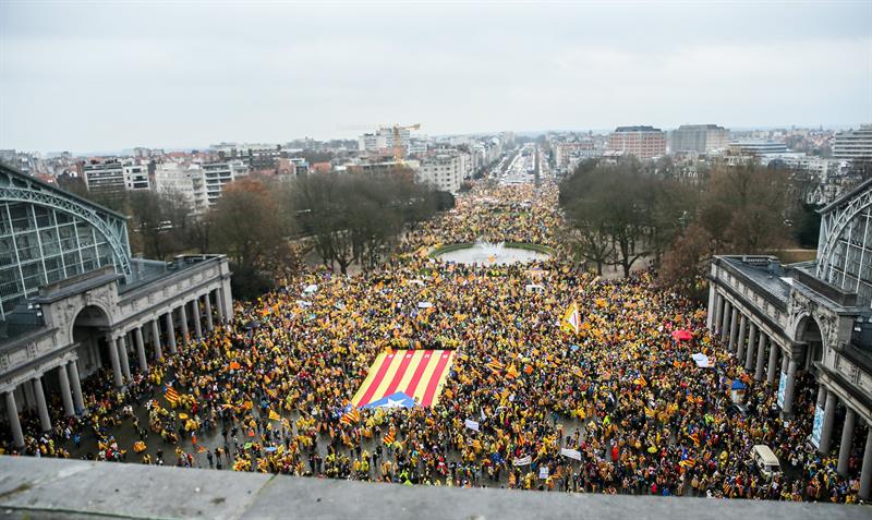 La Policía belga calcula 45.000 asistentes a la manifestación independentista en Bruselas La Policía belga calcula 45.000 asistentes a la manifestación independentista en Bruselas