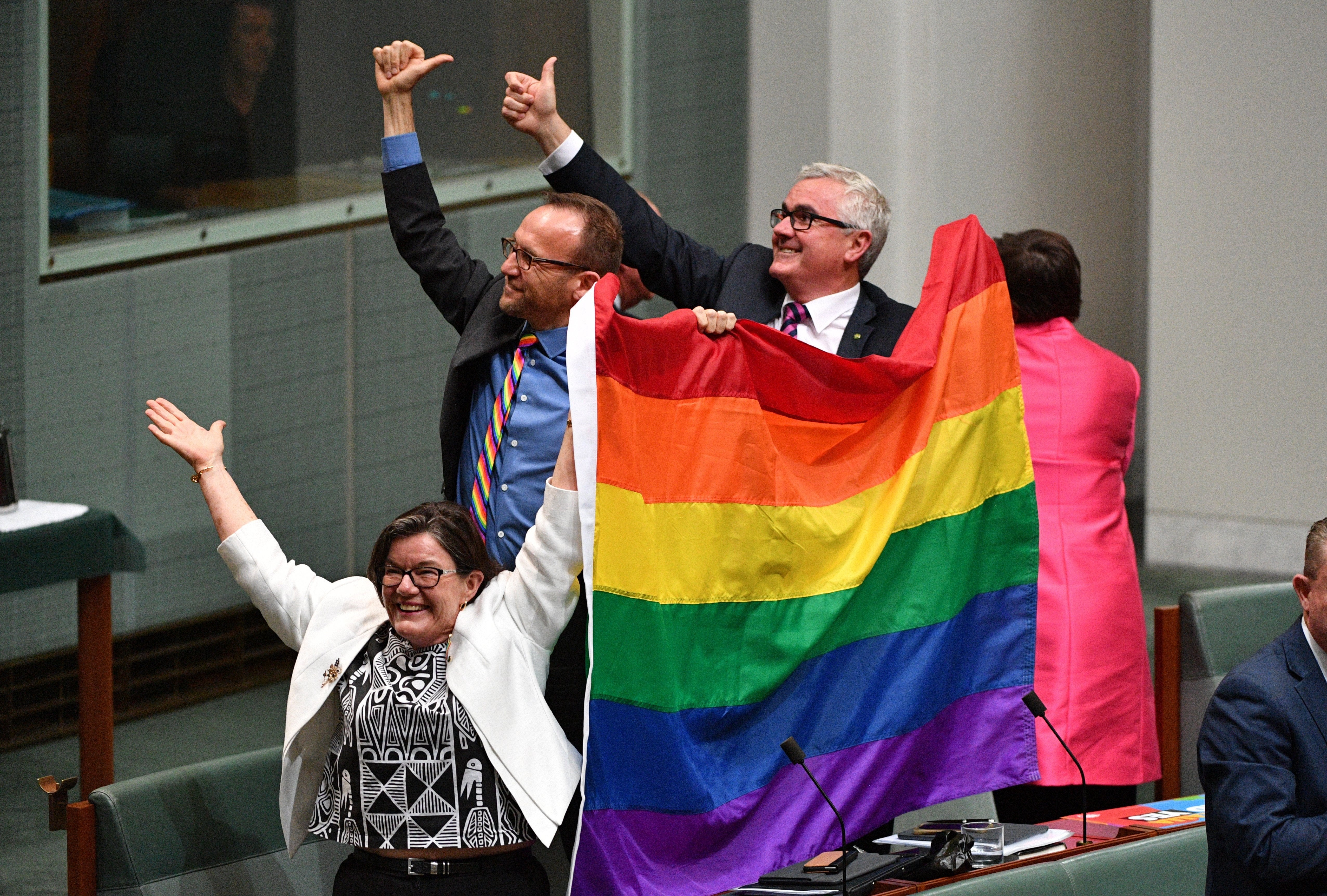 El Parlamento australiano aprueba el proyecto de ley sobre las bodas homosexuales El Parlamento australiano aprueba el proyecto de ley sobre las bodas homosexuales
