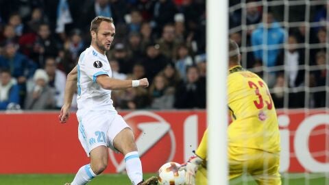 Valere Germain dispara a puerta
