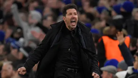 Simeone, durante el partido contra el Chelsea Simeone, durante el partido contra el Chelsea