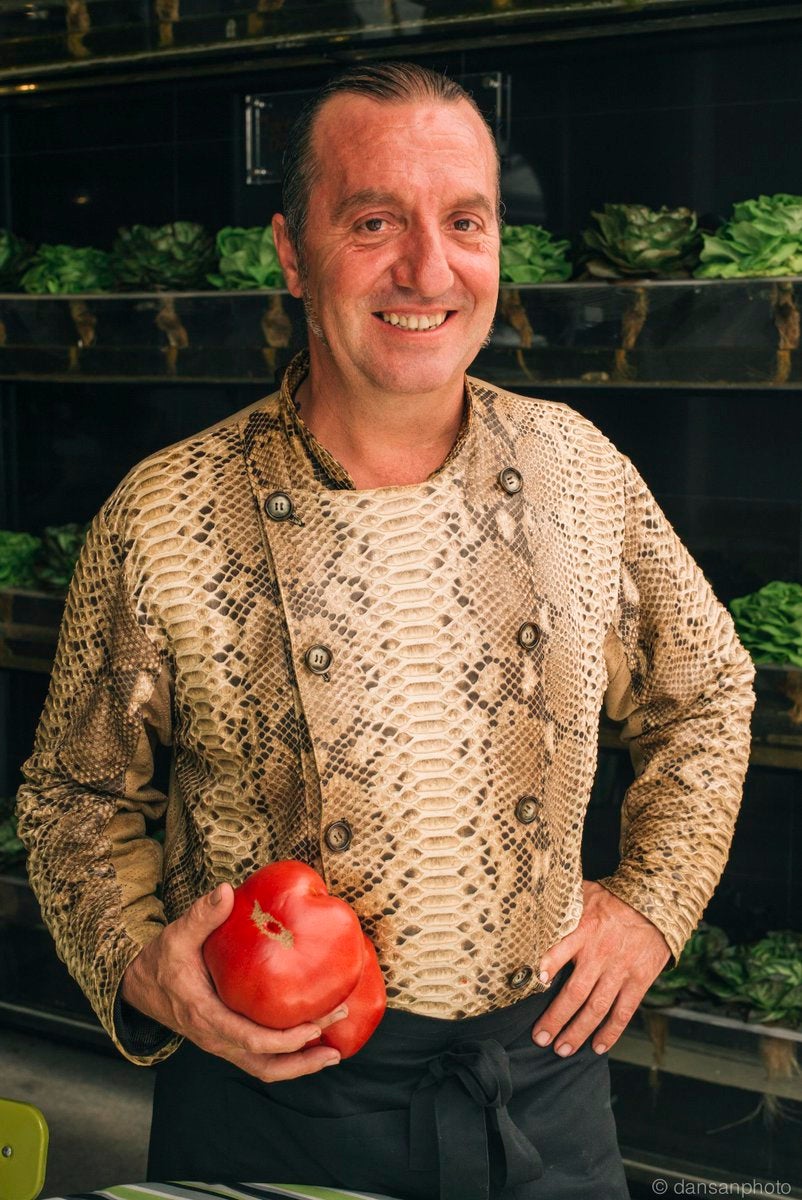 Floren Domezáin: "Mi mejor estrella son mis clientes" Floren Domezáin: "Mi mejor estrella son mis clientes"