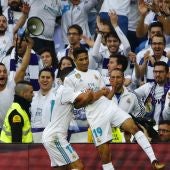 Achraf Hakimi celebra un gol con el Real Madrid