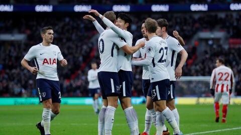 El Tottenham golea al Stoke City