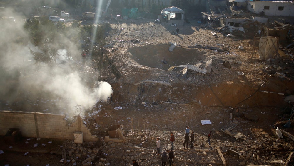 Efectos de un bombardeo de la aviación israelí sobre Gaza
