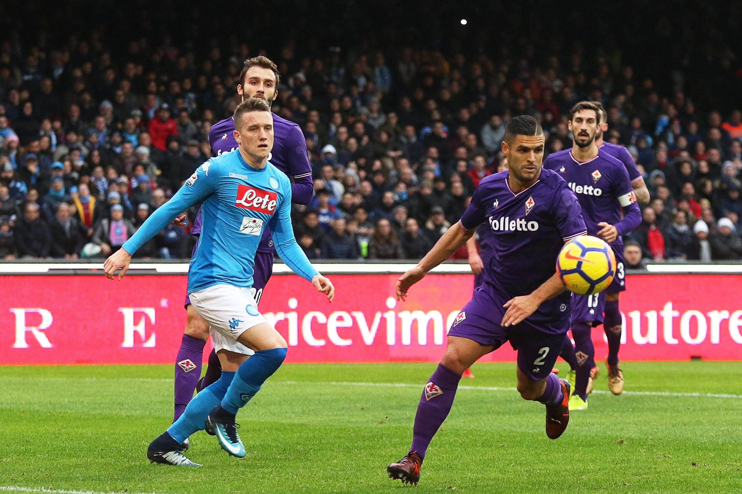 El Nápoles empata contra la Fiorentina y desperdicia ponerse líder El Nápoles empata contra la Fiorentina y desperdicia ponerse líder