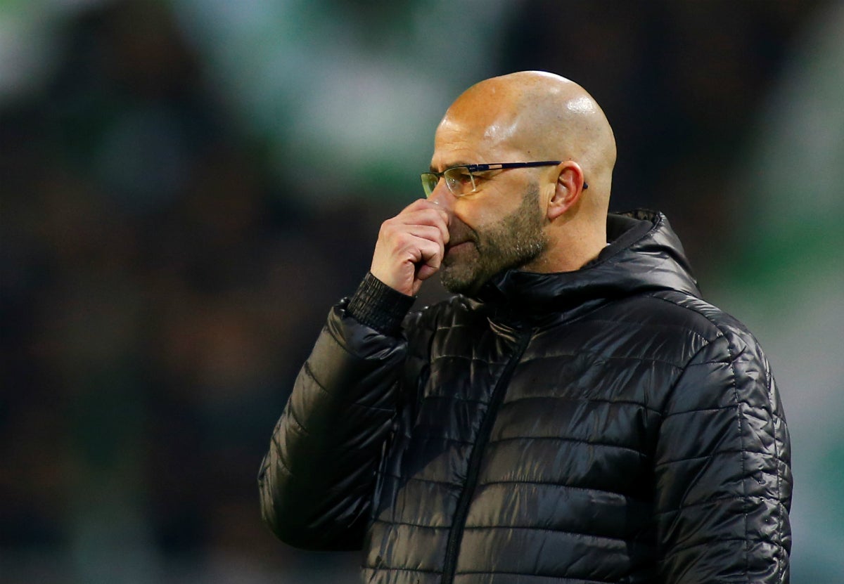 El Borussia Dortmund despide a Peter Bosz tras una nueva derrota esta temporada El Borussia Dortmund despide a Peter Bosz tras una nueva derrota esta temporada
