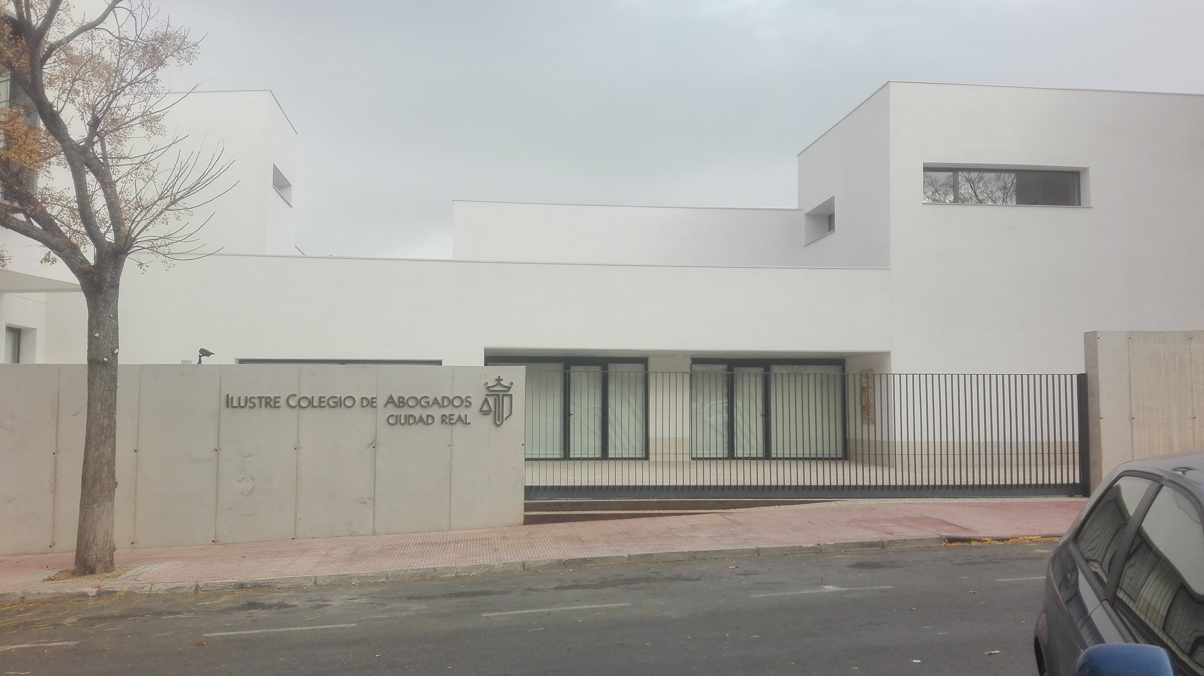 Inauguración oficial de la nueva sede del Colegio de Abogados con la presencia del Ministro de Justicia Inauguración oficial de la nueva sede del Colegio de Abogados con la presencia del Ministro de Justicia