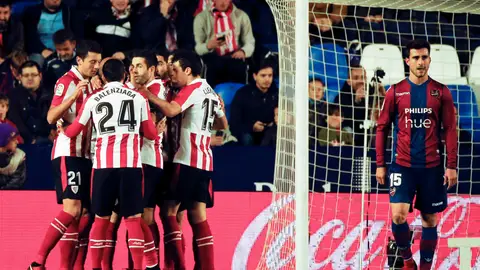 El Athletic celebra un gol contra el Levante El Athletic celebra un gol contra el Levante