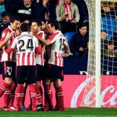 El Athletic celebra un gol contra el Levante