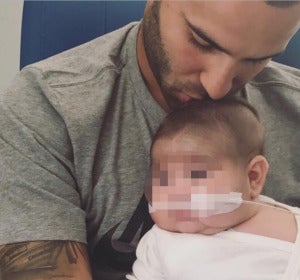 Jesé Rodríguez con su hijo Nyan Jesé Rodríguez con su hijo Nyan