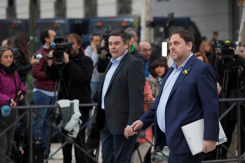 El Supremo mantiene en prisión preventiva a Junqueras porque puede reincidir El Supremo mantiene en prisión preventiva a Junqueras porque puede reincidir