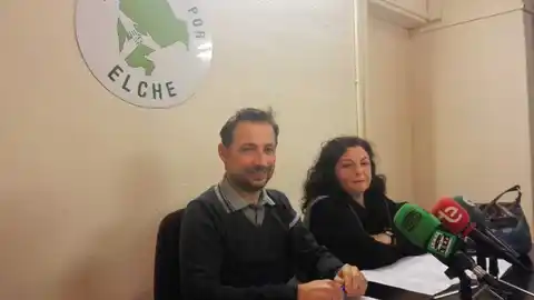 Fernando Durá y María Luisa Argente antes de la rueda de prensa Fernando Durá y María Luisa Argente antes de la rueda de prensa