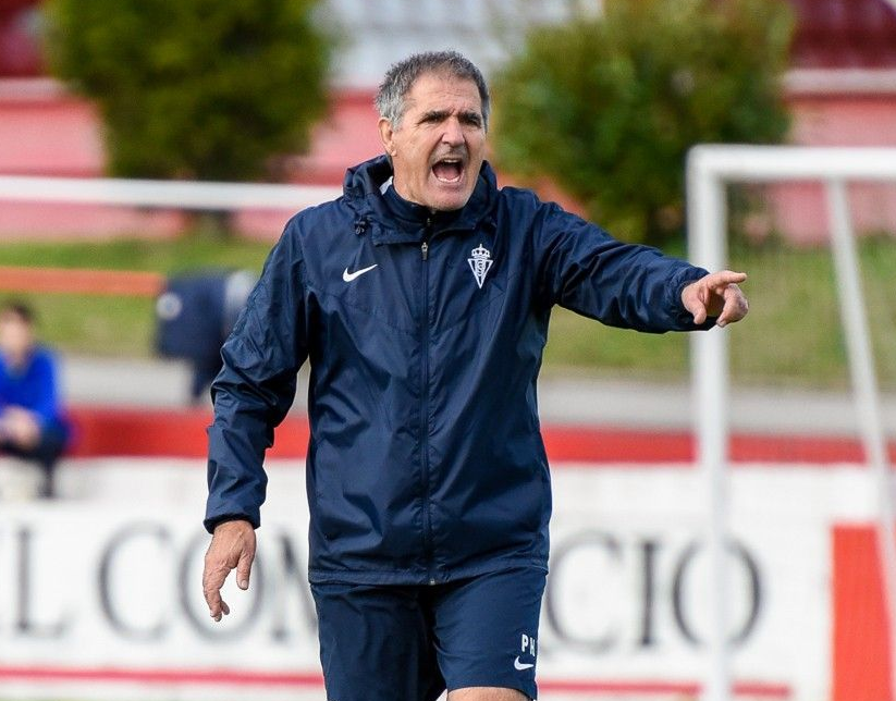 El Sporting destituye a Paco Herrera como entrenador El Sporting destituye a Paco Herrera como entrenador