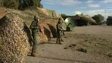 Casi 750 militares realizan simulacros de acción en Reus Casi 750 militares realizan simulacros de acción en Reus