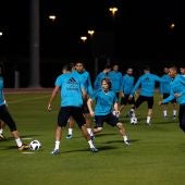 Los jugadores del Real Madrid se ejercitan en Abu Dabi