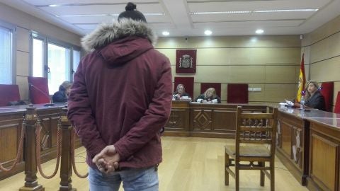 El acusado durante el juicio celebrado en la Audiencia de C.Real