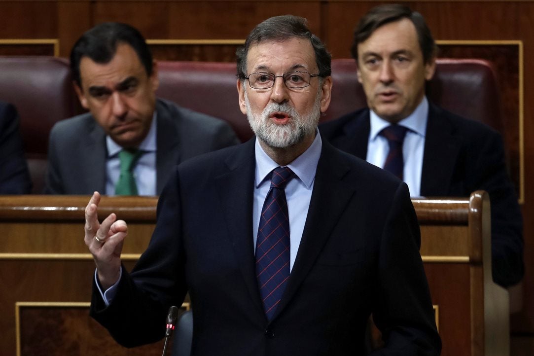 Rajoy propone a Patronal y Sindicatos una subida del Salario Mínimo del 4% para 2018 Rajoy propone a Patronal y Sindicatos una subida del Salario Mínimo del 4% para 2018