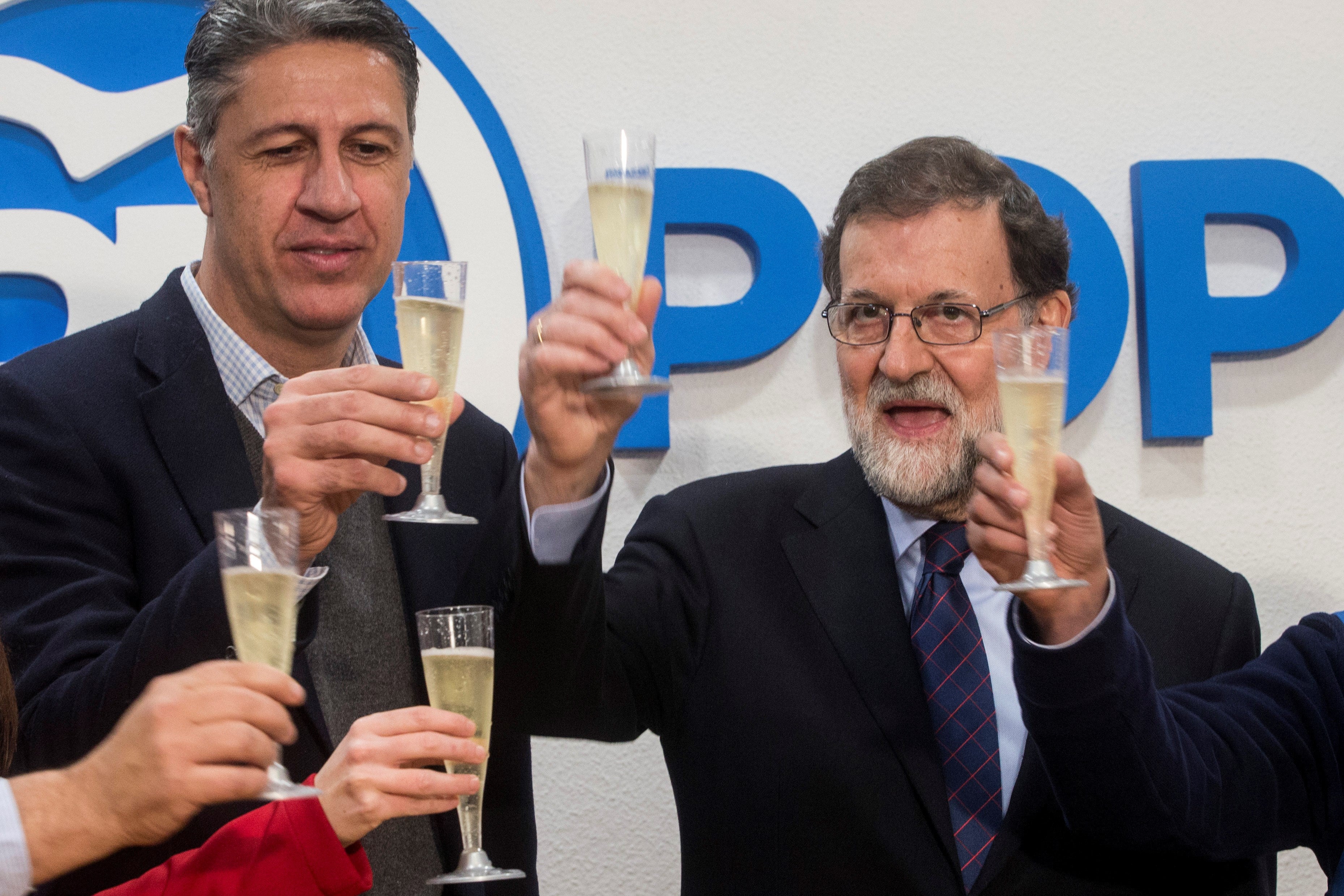 Rajoy pide que no "se castigue ni boicotee" a las empresas catalanas Rajoy pide que no "se castigue ni boicotee" a las empresas catalanas