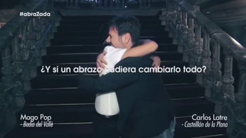 &iquest;Y si un abrazo pudiera cambiarlo todo? La campa&ntilde;a que reclama que las personas est&aacute;n por encima de las ideolog&iacute;as