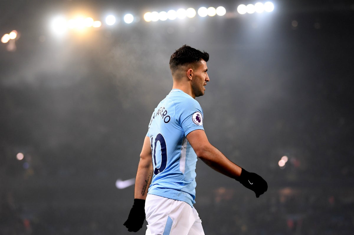 Agüero podría abandonar el Manchester City por su fría relación con Guardiola Agüero podría abandonar el Manchester City por su fría relación con Guardiola