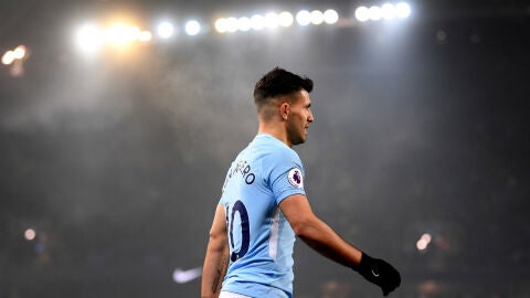 Ag&uuml;ero, con el City