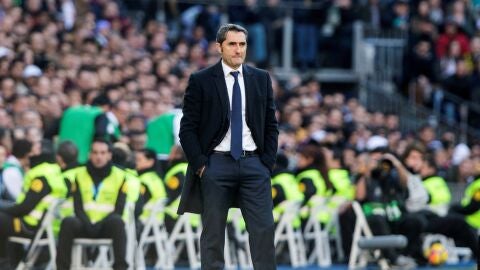 Valverde, en la banda del Santiago Bernab&eacute;u