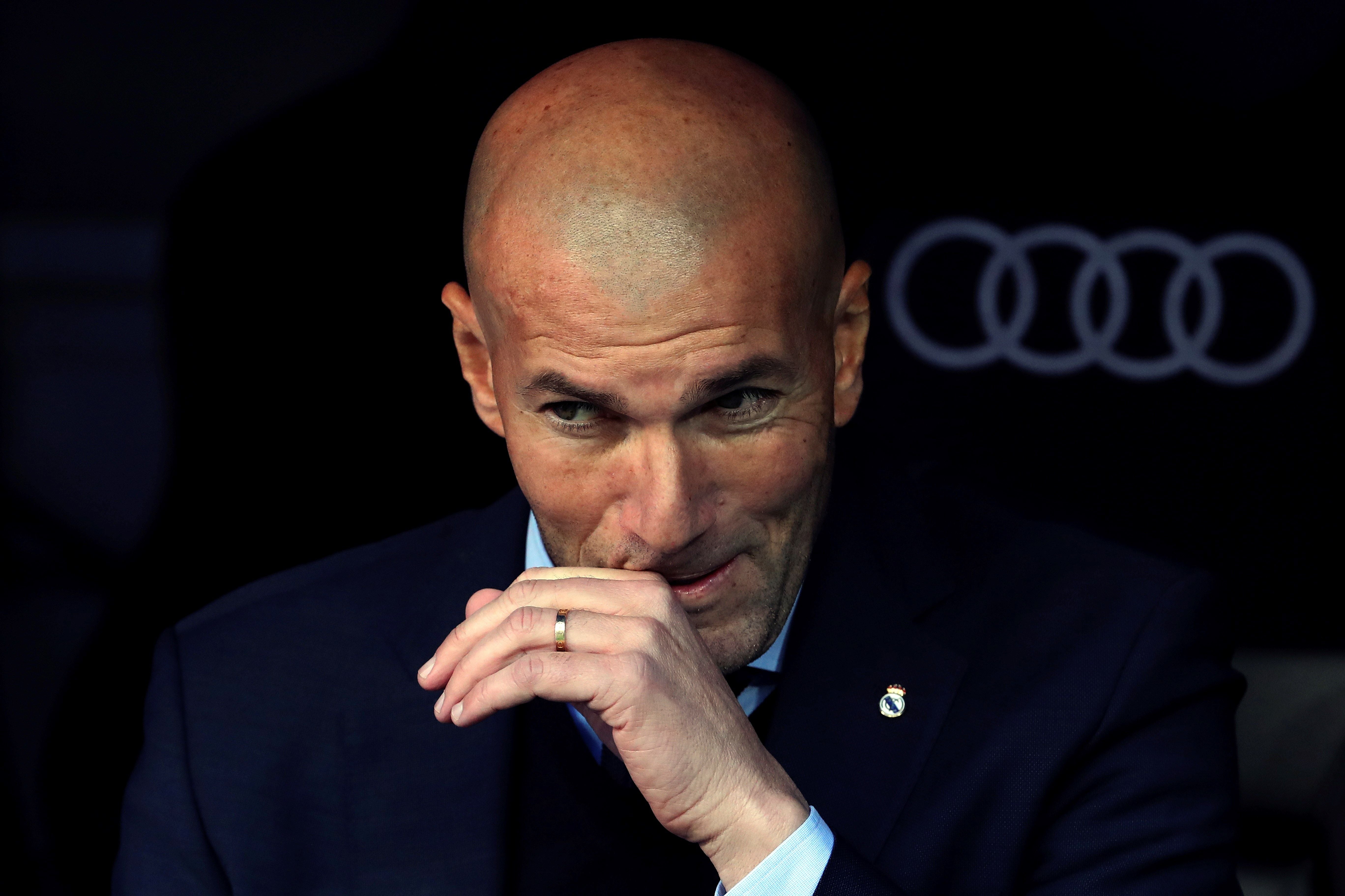 Roberto Gómez: "El final de esta temporada marca la fecha de caducidad de Zidane en el Madrid" Roberto Gómez: "El final de esta temporada marca la fecha de caducidad de Zidane en el Madrid"