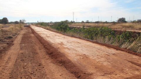 L&acute;obra que compta amb un pressupost de 270.000 euros, preten solventar els problemas de canalitzaci&oacute; de les aig&uuml;es pluvials. 