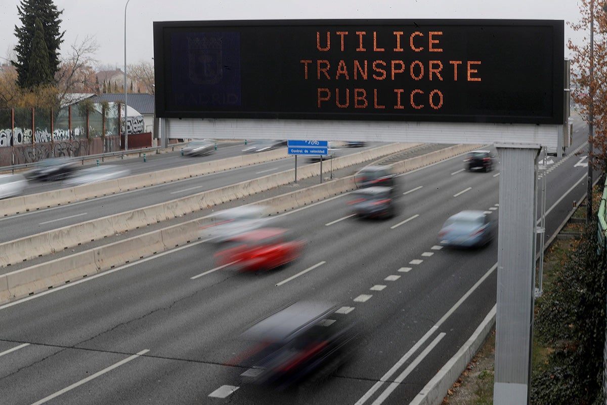 Nueve fallecidos y siete heridos en las carreteras españolas durante la primera fase del dispositivo de Navidad Nueve fallecidos y siete heridos en las carreteras españolas durante la primera fase del dispositivo de Navidad