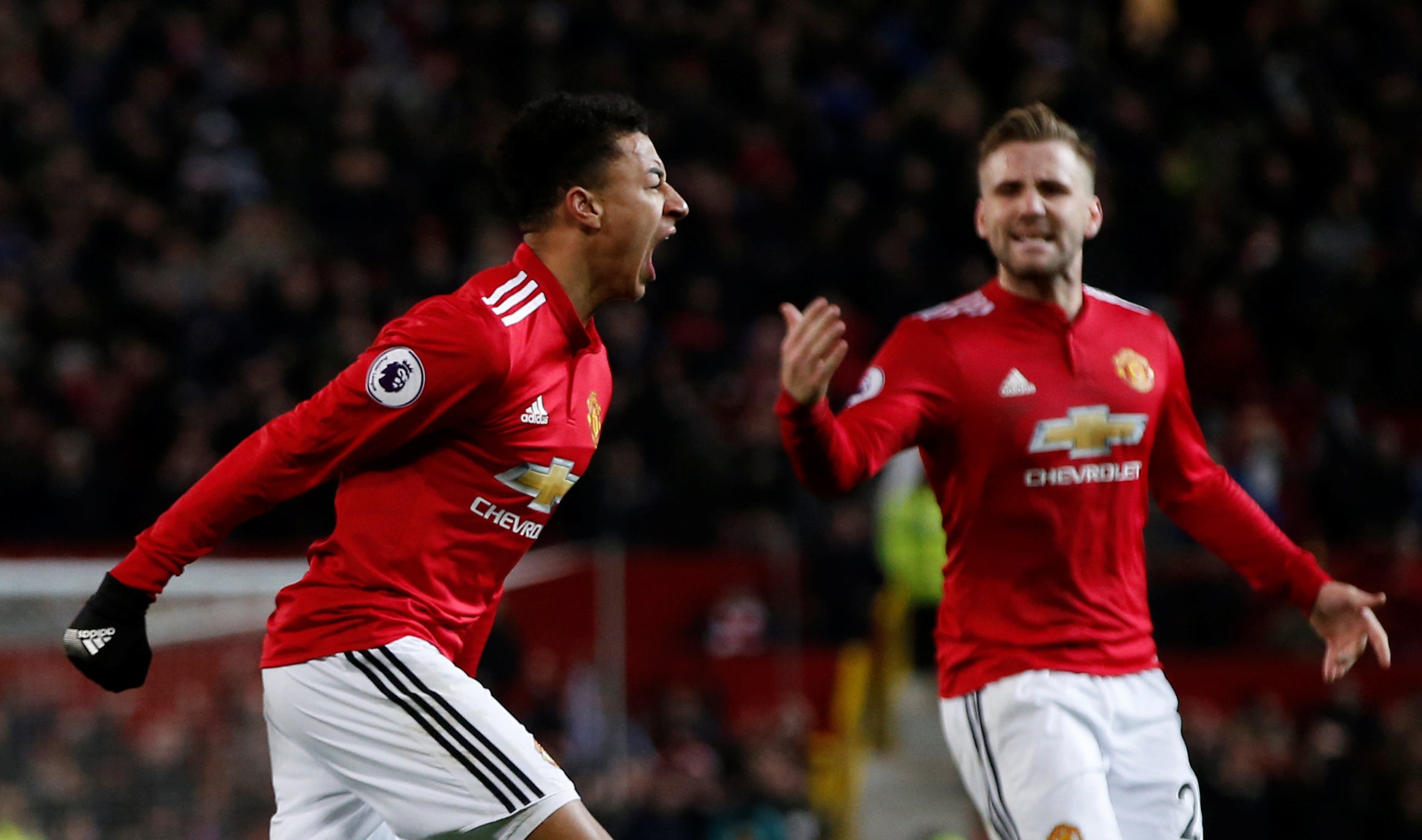 Se volvió loco: la brutal celebración de Lingard con el gol de Rashford ante el PSG Se volvió loco: la brutal celebración de Lingard con el gol de Rashford ante el PSG