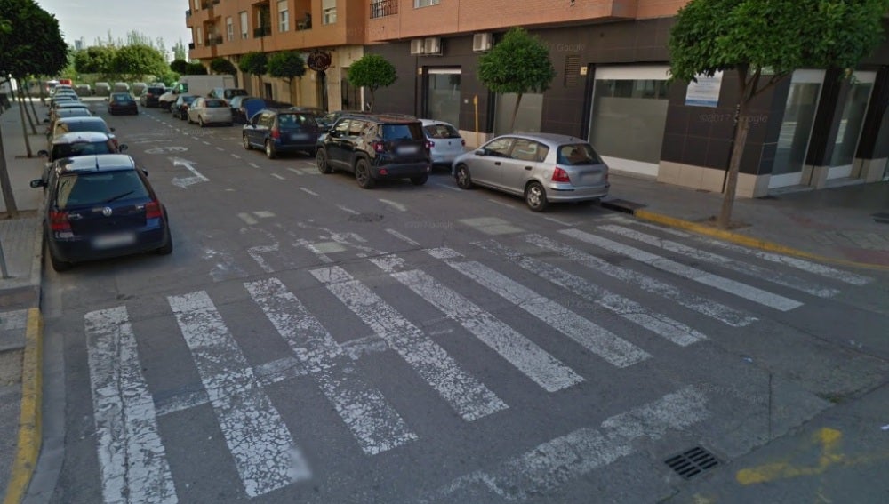 Paso de peatones de Mislata (Valencia) donde ha tenido lugar el atropello
