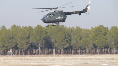 BO-105 "Bolkow" despegando de la Base de Almagro