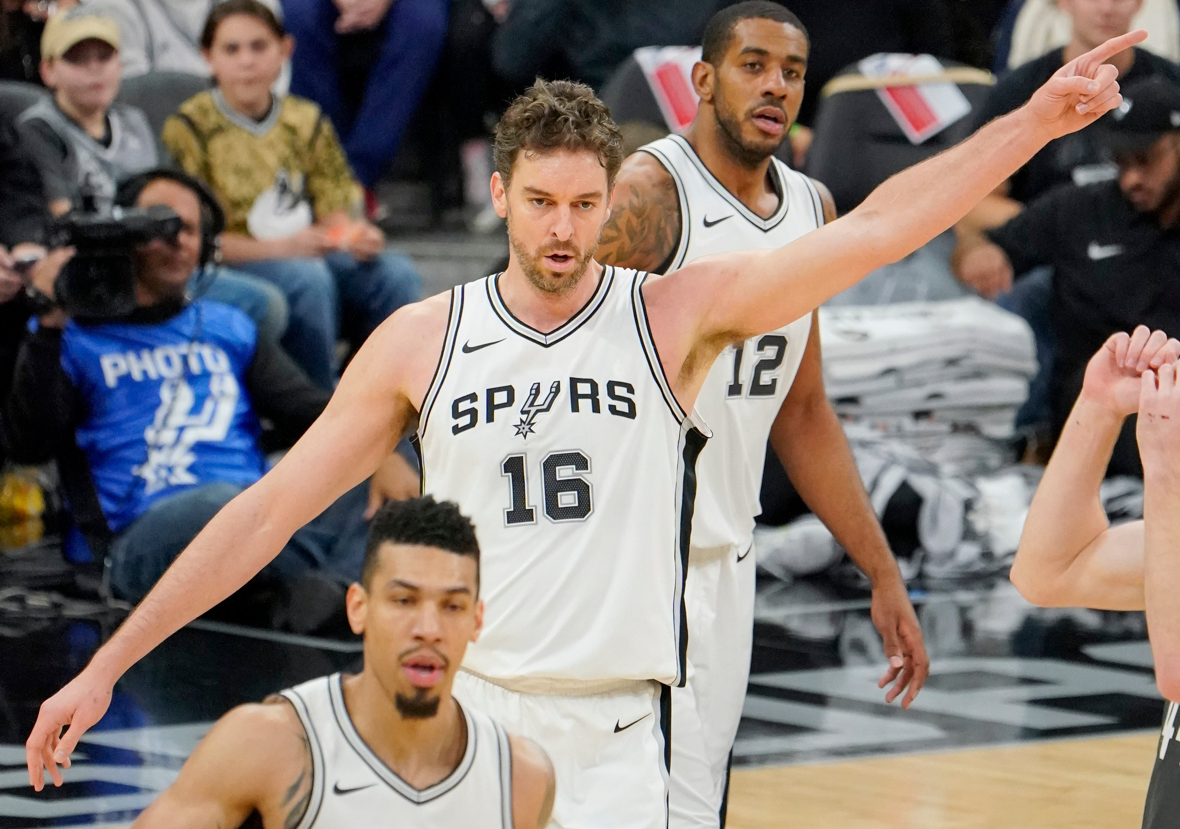 Los Jazz siguen en racha a costa de los Spurs de Pau Gasol; Mirotic brilla en la victoria de los Pelicans Los Jazz siguen en racha a costa de los Spurs de Pau Gasol; Mirotic brilla en la victoria de los Pelicans