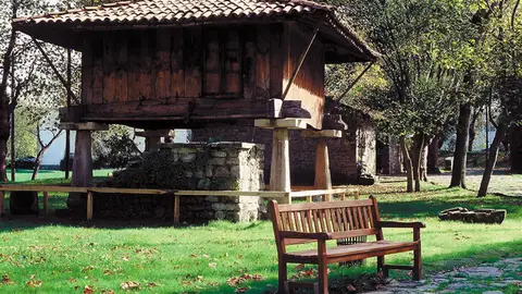 Musèu del Pueblu d'Asturias Museo etnográfico en Gijón
