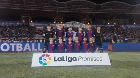 La plantilla alev&iacute;n del FC Barcelona en Arona