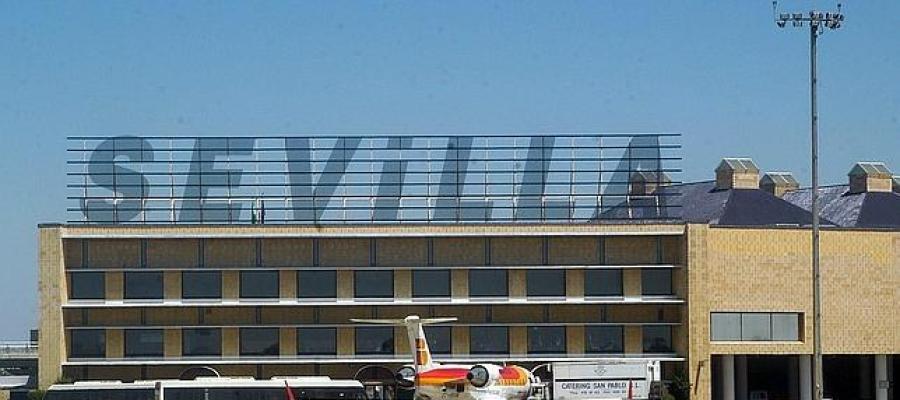 Imagen del Aeropuerto de San Pablo en Sevilla Imagen del Aeropuerto de San Pablo en Sevilla